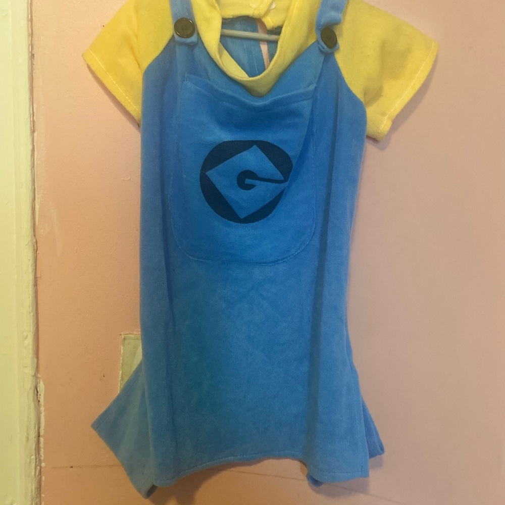 Minion costume